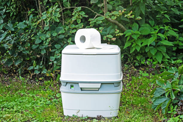 Portable Toilet Options We Offer in Lemon Hill, CA